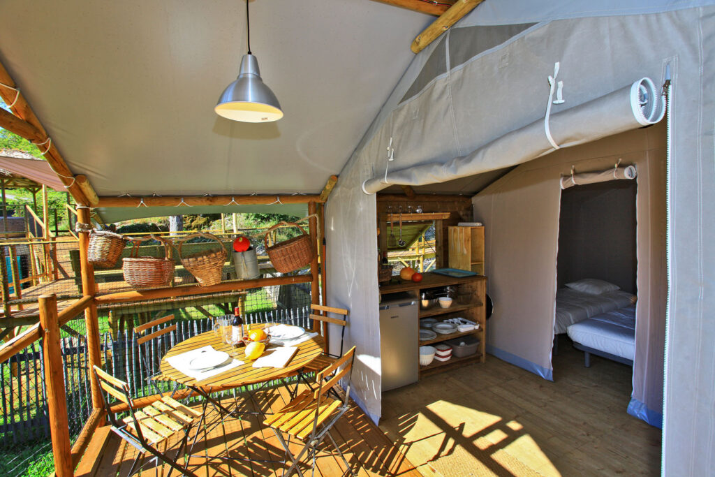 camping perigord vacances cabane petite lodge pichona 2