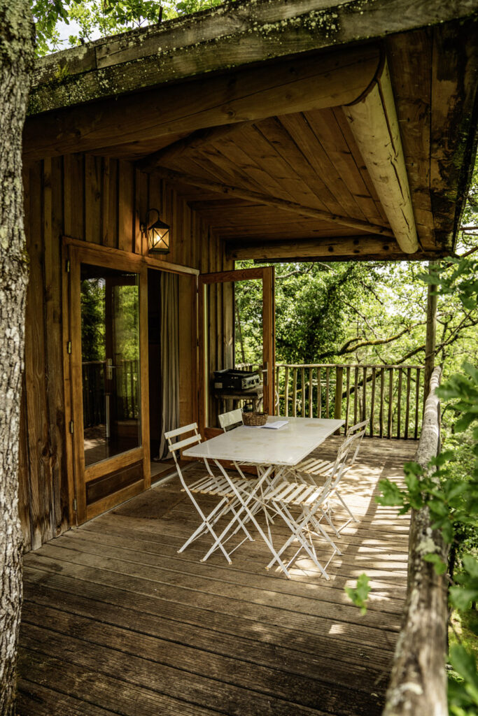 Cabanes perchées en Dordogne