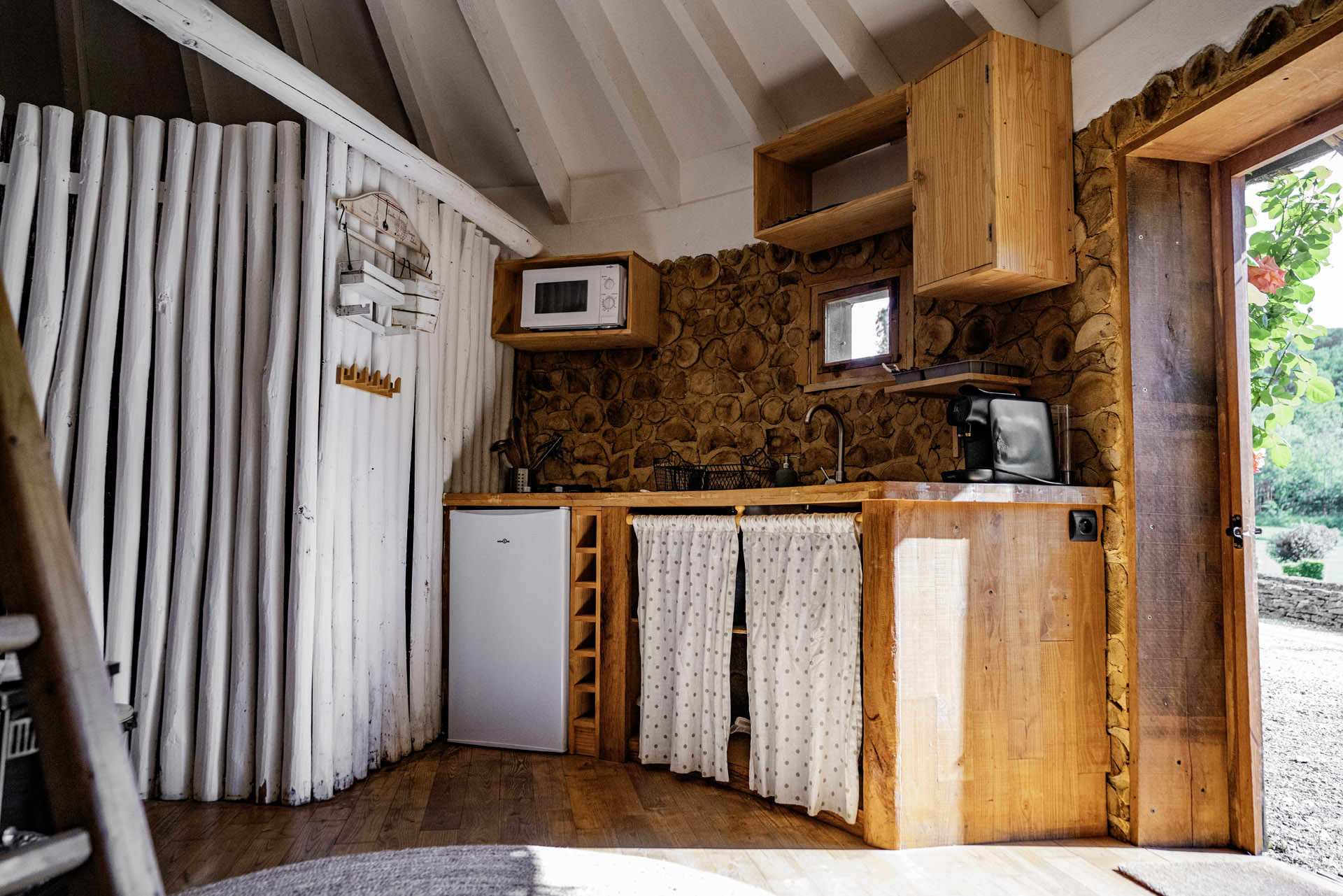 camping perigord vacances cabane ronde cr9