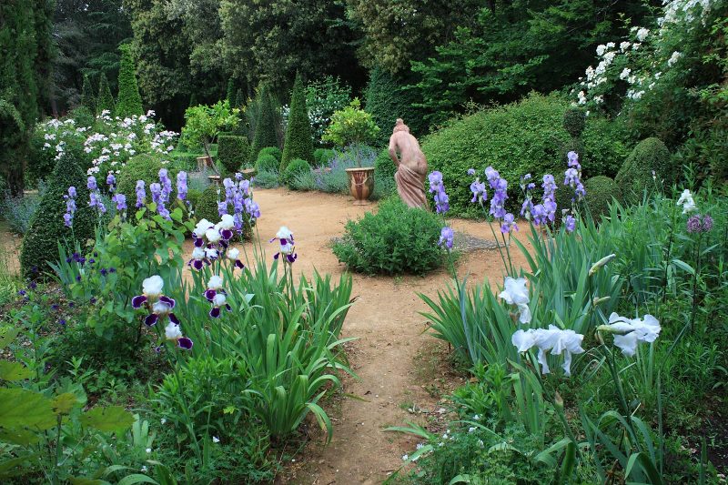 Jardin toscan des Jardins de Cadiot