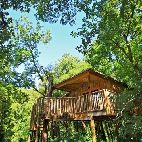 camping perigord vacances cabane perchee dans les arbres perigord noir Lou Arbrilhon 6