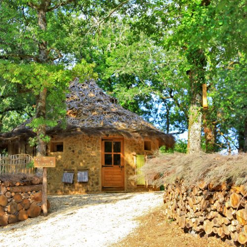 camping perigord vacances cabane ronde 3 tessonnets 1